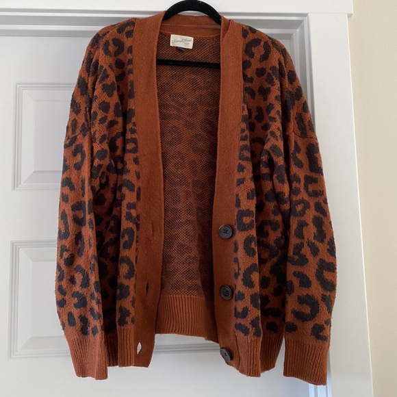 Universal Thread Sweaters - Cheetah cardigan